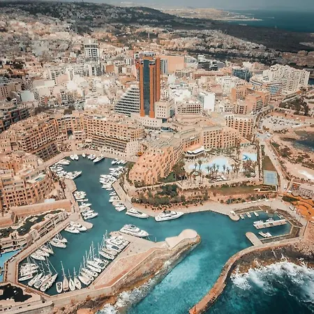 Central Apartment Sliema Апартаменты Слима
