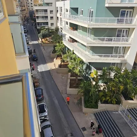 Central Apartment Sliema *